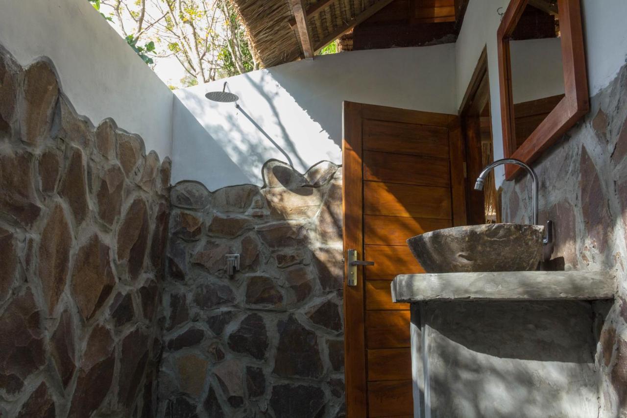 Majango Bungalows Kuta  Bagian luar foto