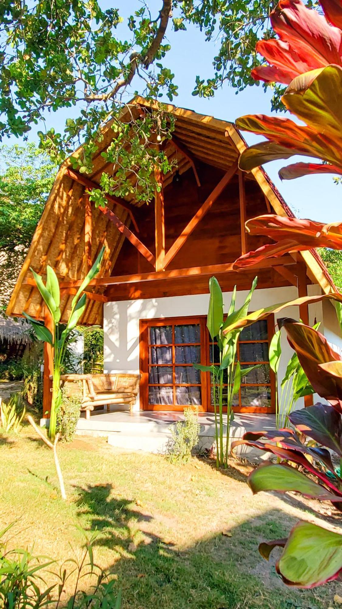 Majango Bungalows Kuta  Bagian luar foto